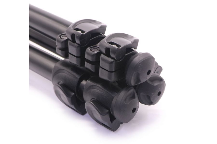 Штатив Manfrotto 290 Dual в упаковке