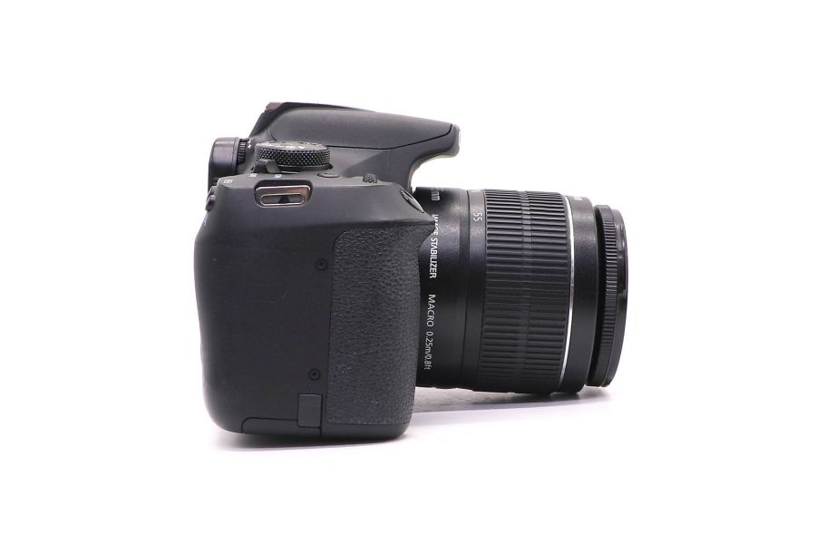 Canon EOS 2000D kit в упаковке (пробег 54000 кадров)