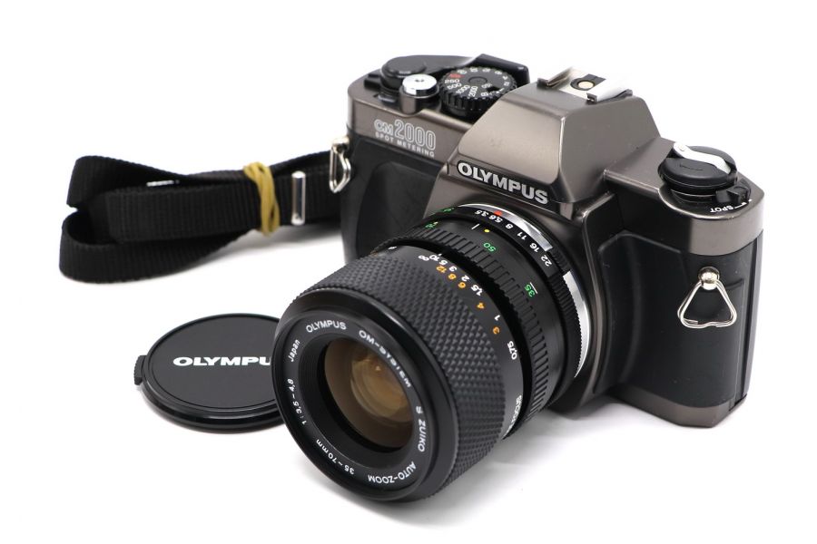 Olympus OM2000 + 35-70mm f/3.5-4.8