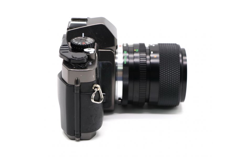 Olympus OM2000 + 35-70mm f/3.5-4.8