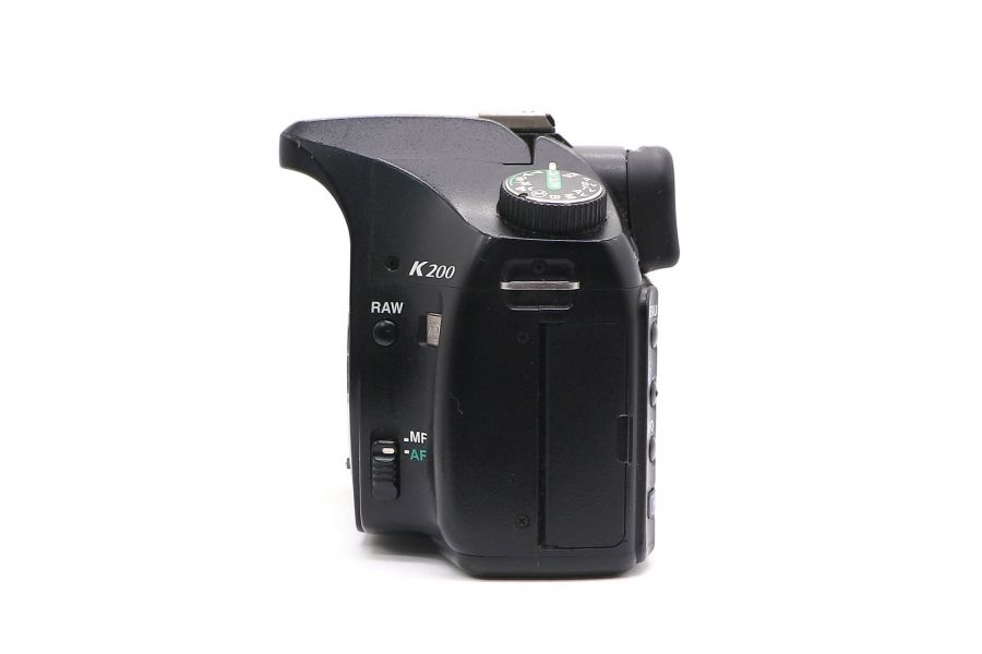 Pentax K200D body (пробег 18180 кадров)
