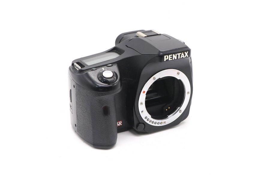 Pentax K200D body (пробег 18180 кадров)