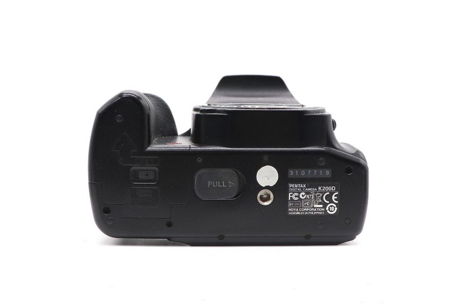 Pentax K200D body (пробег 18180 кадров)