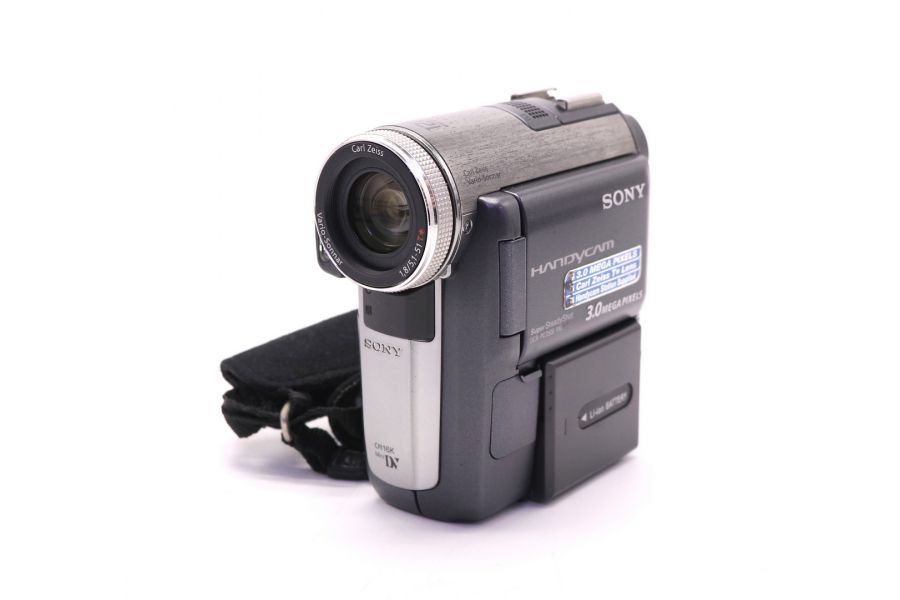 Видеокамера Sony DCR-PC350E в упаковке