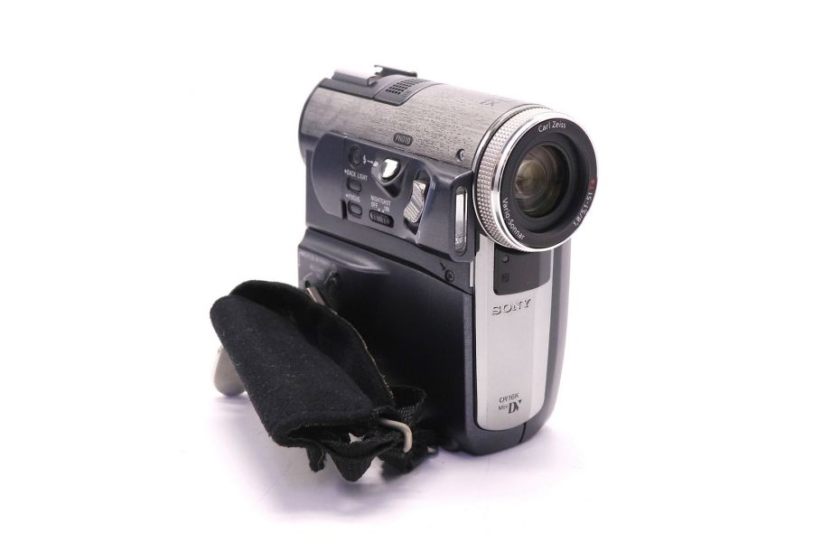 Видеокамера Sony DCR-PC350E в упаковке