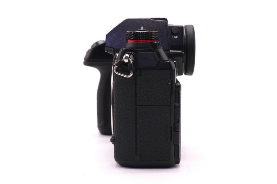 Panasonic Lumix S1 body (пробег 54330 кадров)