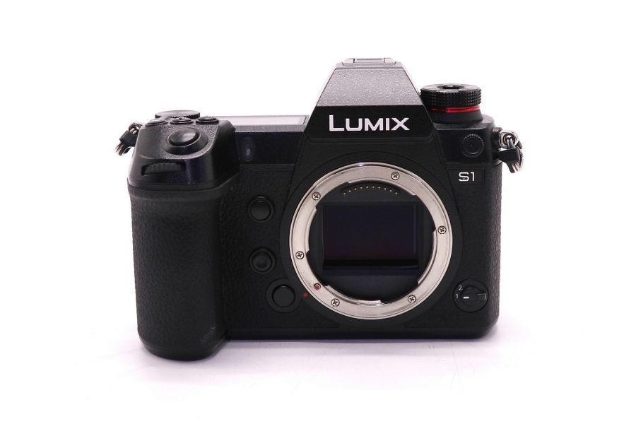 Panasonic Lumix S1 body (пробег 54330 кадров)