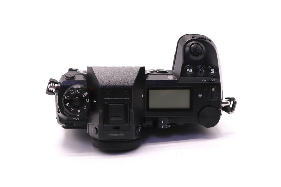Panasonic Lumix S1 body (пробег 54330 кадров)