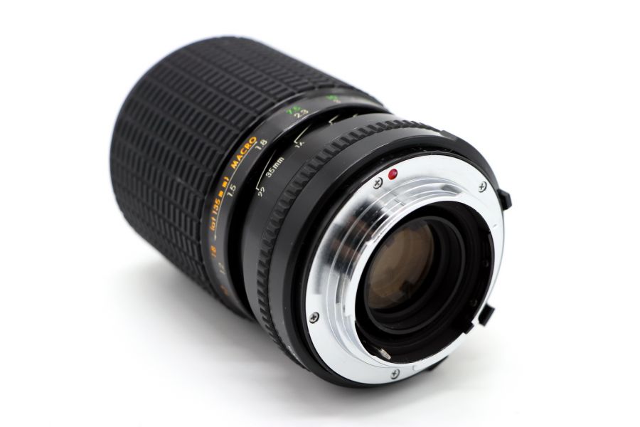 Sigma zoom-A III 35-135/3.5-4.5 MC