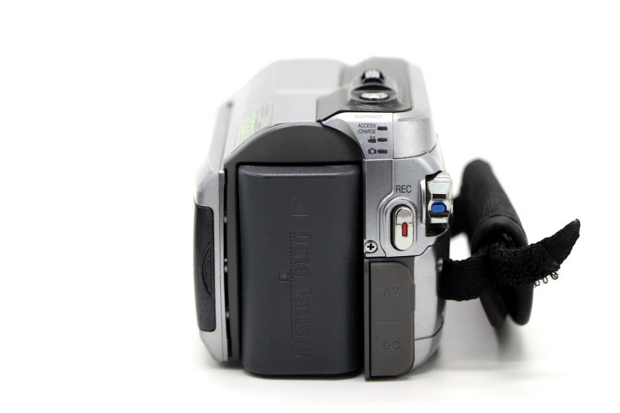 Видеокамера JVC GZ-MG150ER