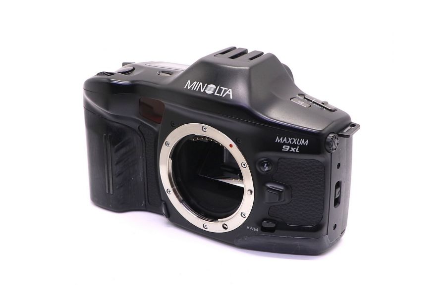Minolta Maxxum 9xi body в упаковке