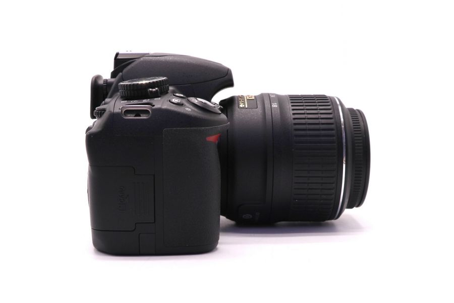 Nikon D3100 kit (пробег 4500 кадров)