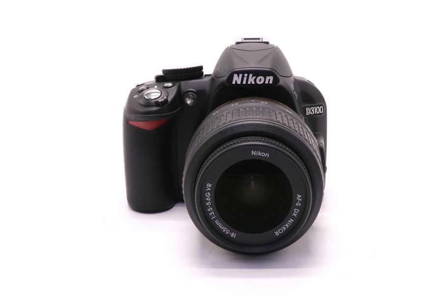 Nikon D3100 kit (пробег 4500 кадров)