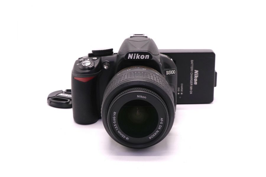 Nikon D3100 kit (пробег 4500 кадров)