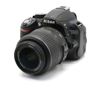 Nikon D3100 kit (пробег 10320 кадров)