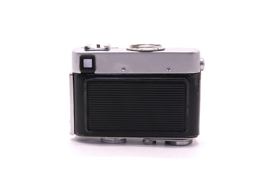 Чайка 2М советский полуформатный фотоаппарат
