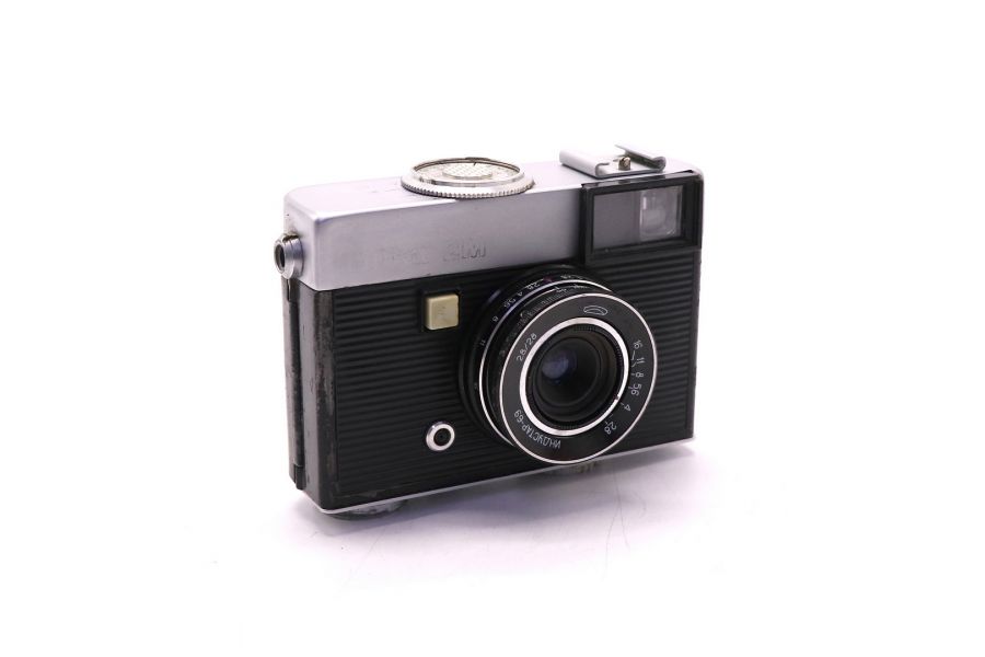 Чайка 2М советский полуформатный фотоаппарат