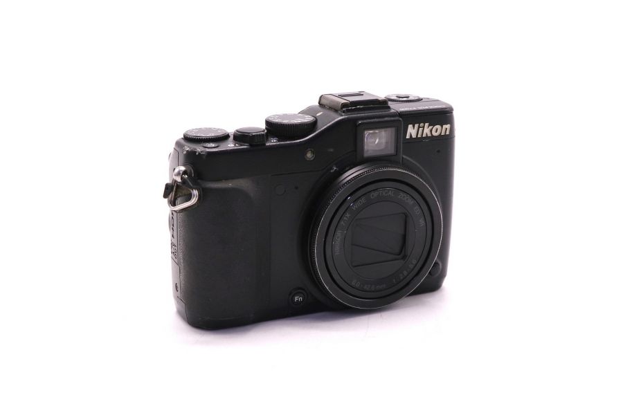 Фотокамера компактная Nikon Coolpix P7000 (Indonesia)