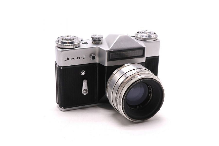 Редкость Зенит-Е 1-й выпуск в упаковке