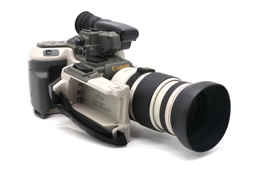 Видеокамера Canon L2A