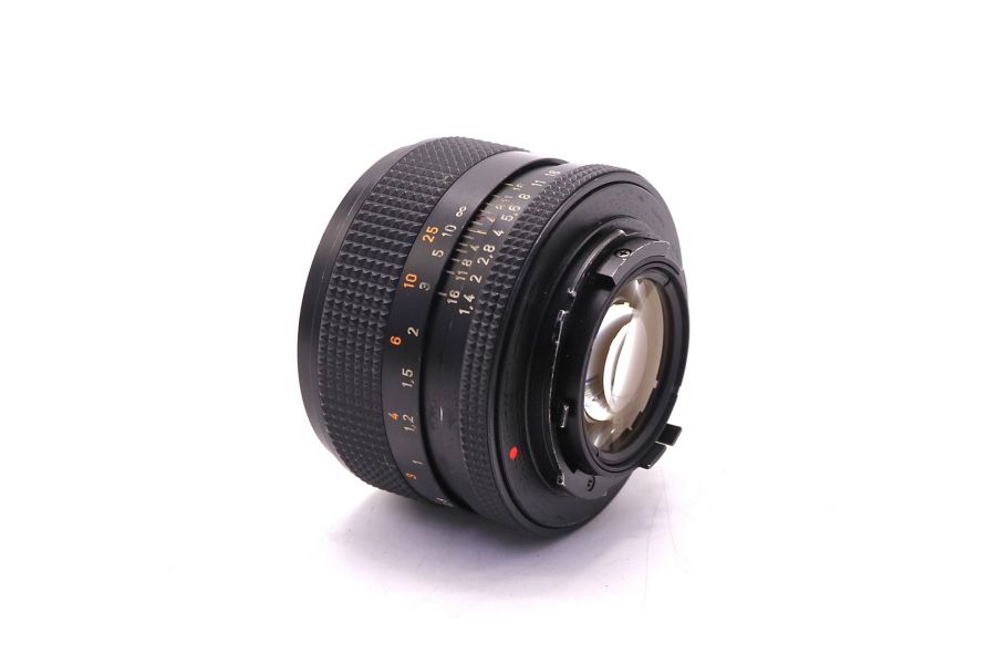 Carl Zeiss Planar 50mm f/1.4 для Contax/Yashica