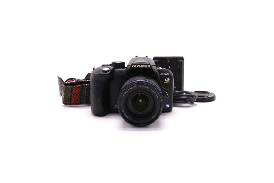 Olympus E-520 kit (пробег 8625 кадров)