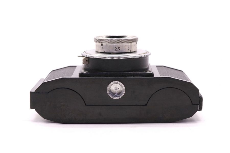 Смена 1 шкальный пленочный фотоаппарат (ГОМЗ, 1960)