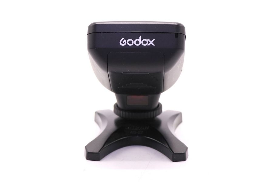 Радиосинхронизатор Godox Xpro-N в упаковке
