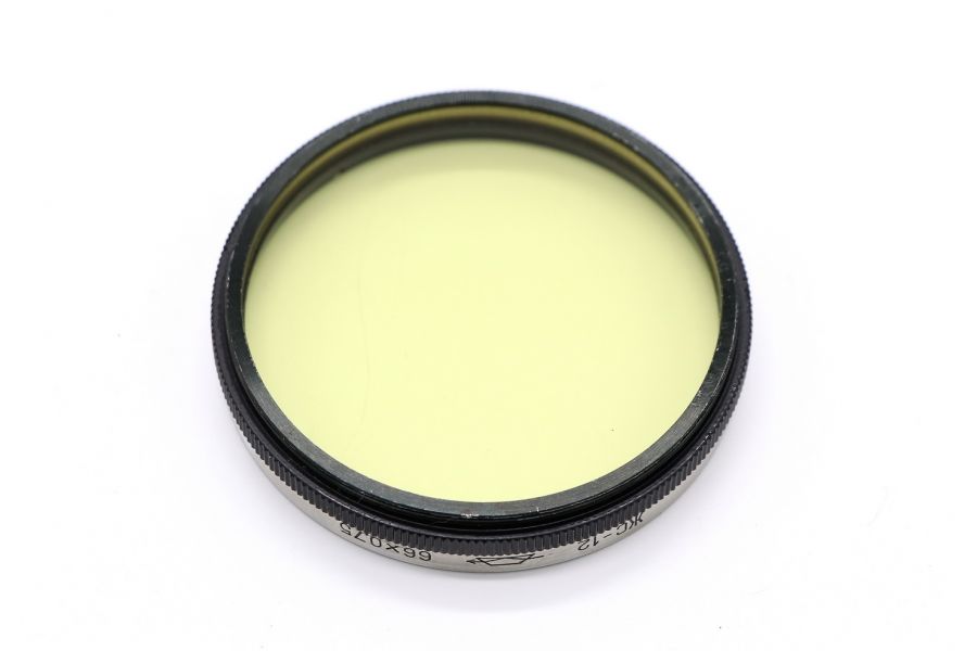 Светофильтр ЖС-12 66х0.75