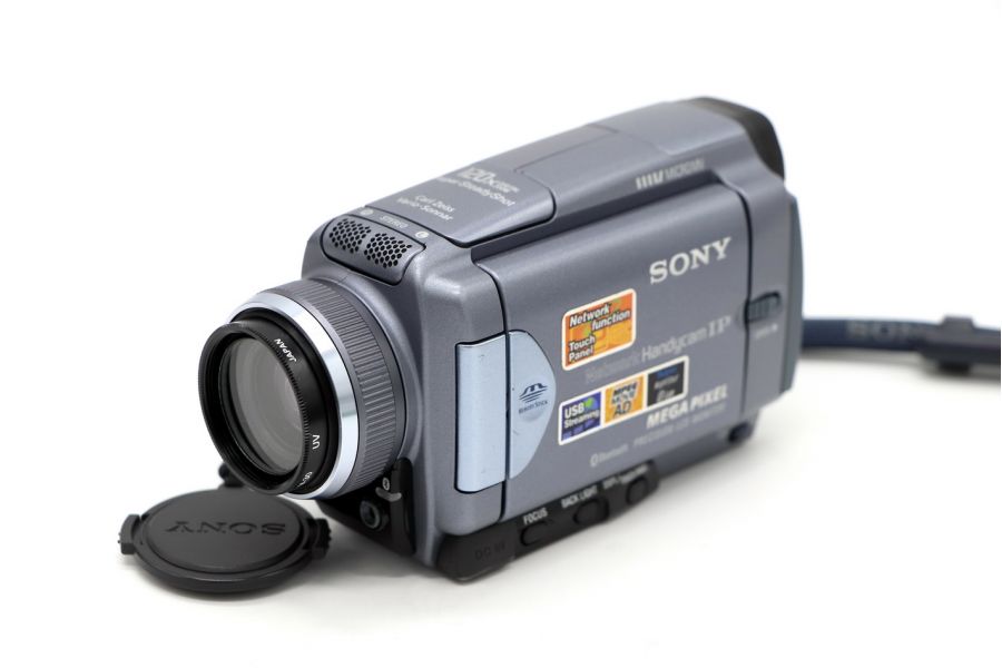 Видеокамера Sony DCR-IP55E