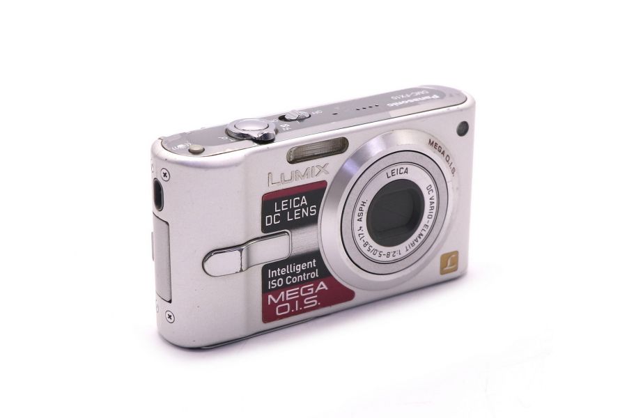 Panasonic Lumix DMC-FX10 в упаковке