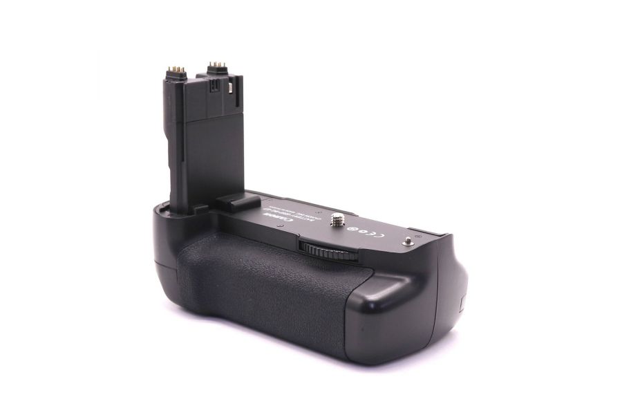 Батарейная ручка Canon BG-E7 в упаковке 