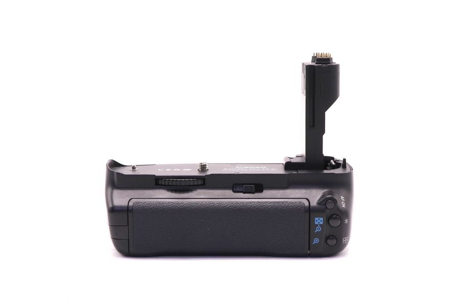 Батарейная ручка Canon BG-E7 в упаковке 