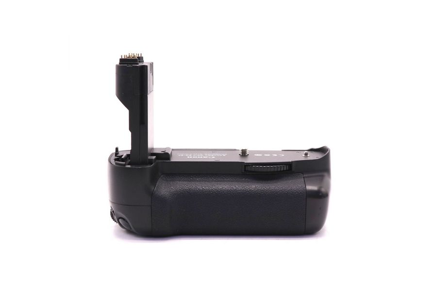 Батарейная ручка Canon BG-E7 в упаковке 