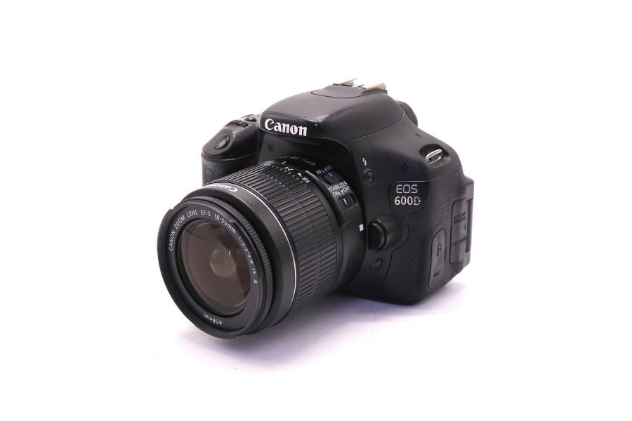 Canon EOS 600D kit в упаковке (пробег 41000 кадров)