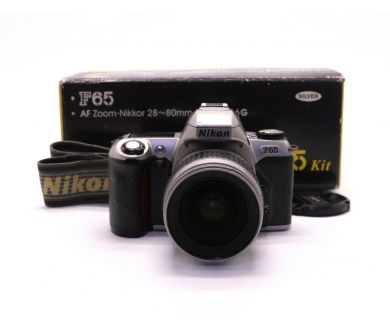 Пленочный фотоаппарат Nikon F65 kit в упаковке 