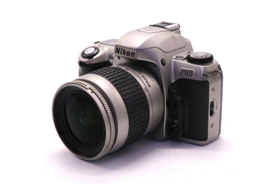 Пленочный фотоаппарат Nikon F65 kit в упаковке 