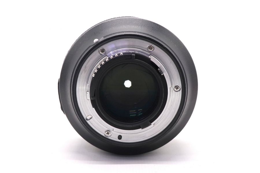 Nikon 85mm f/1.8G AF-S Nikkor (China, 2013)