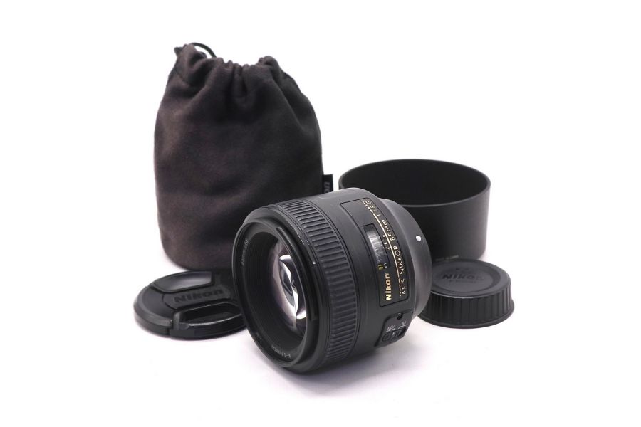 Nikon 85mm f/1.8G AF-S Nikkor (China, 2013)