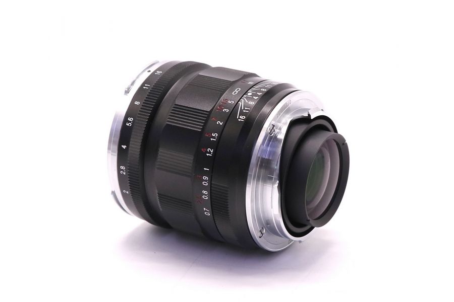 Voigtlander APO-Lanthar VM 50mm f/2 в упаковке