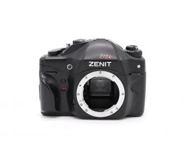 Зеркальный пленочный фотоаппарат Зенит 212К body