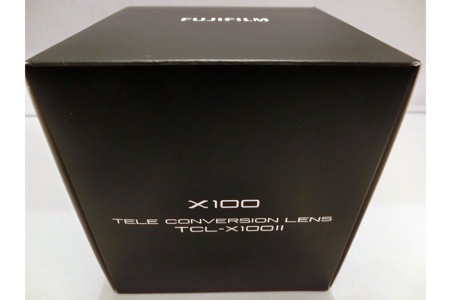 Конвертер Fujifilm TCL-X100II в упаковке