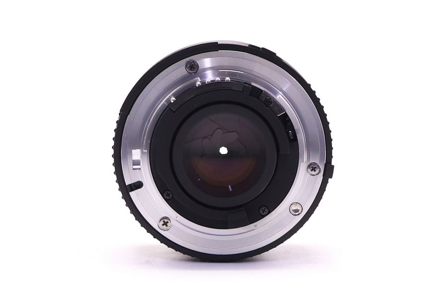 Nikon 50mm f/1.8D AF Nikkor новый в упаковке