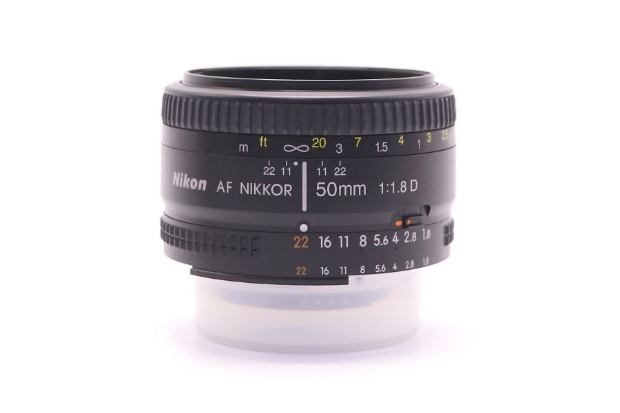 Nikon 50mm f/1.8D AF Nikkor новый в упаковке