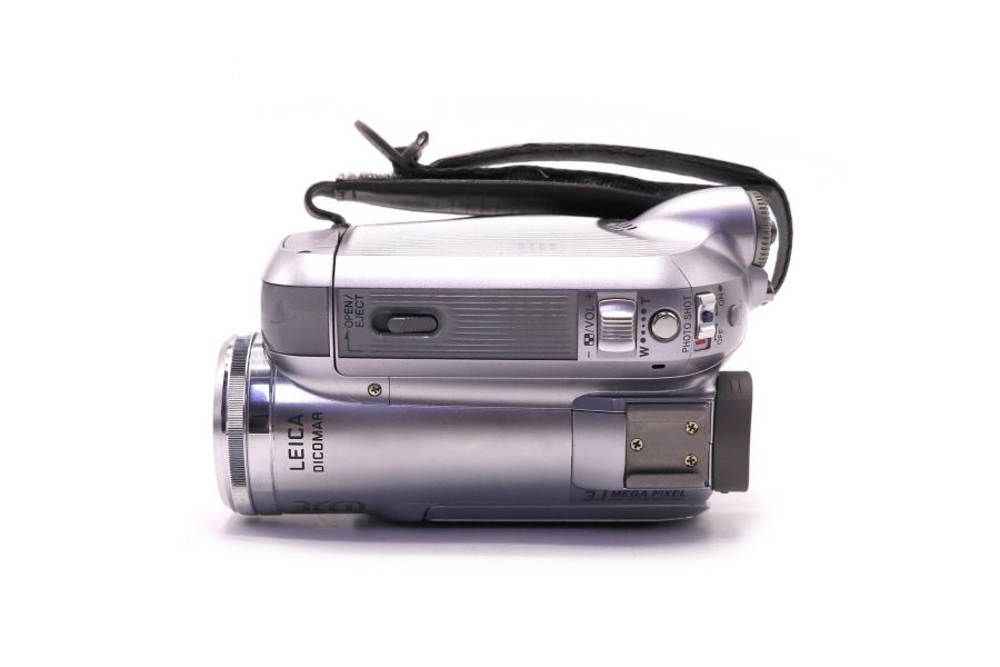 Видеокамера Panasonic NV-GS300 с 3 CCD-матрицами