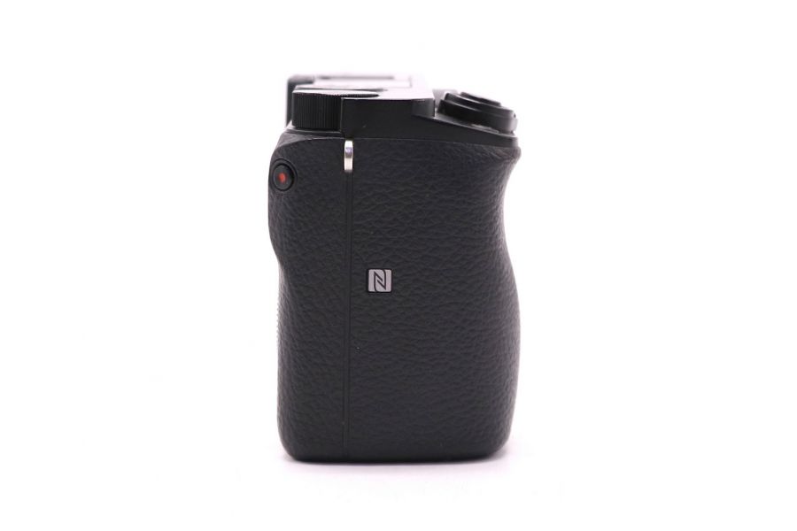 Sony A6000 ILCE-6000L body (пробег 16900 кадров)