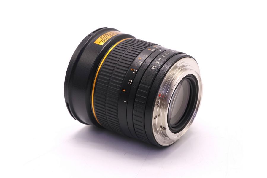Samyang 85mm f/1.4 Aspherical IF