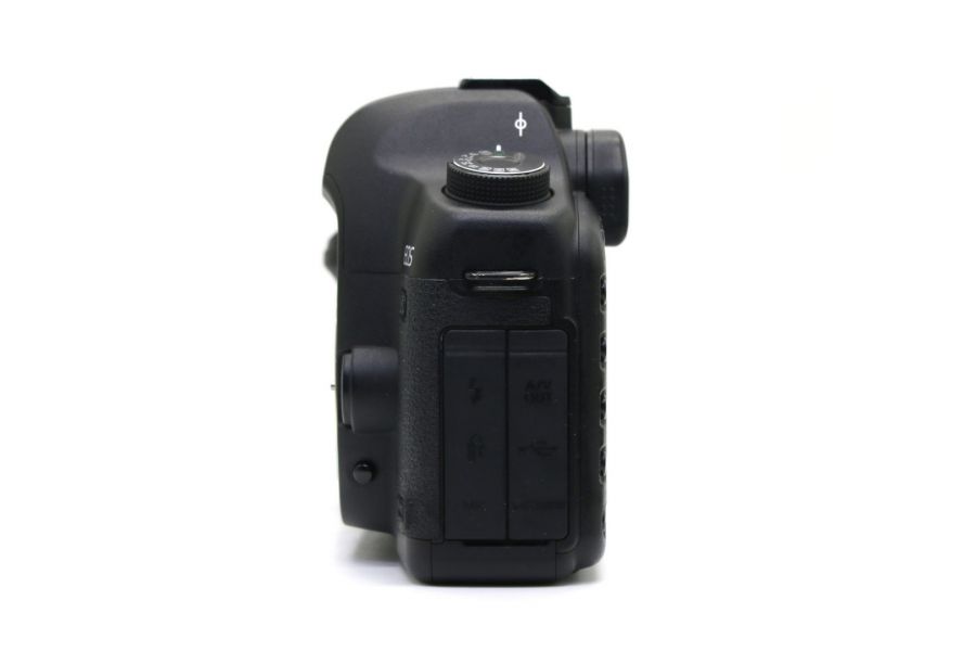 Canon EOS 5D Mark II body в упаковке (пробег 9200 кадров)