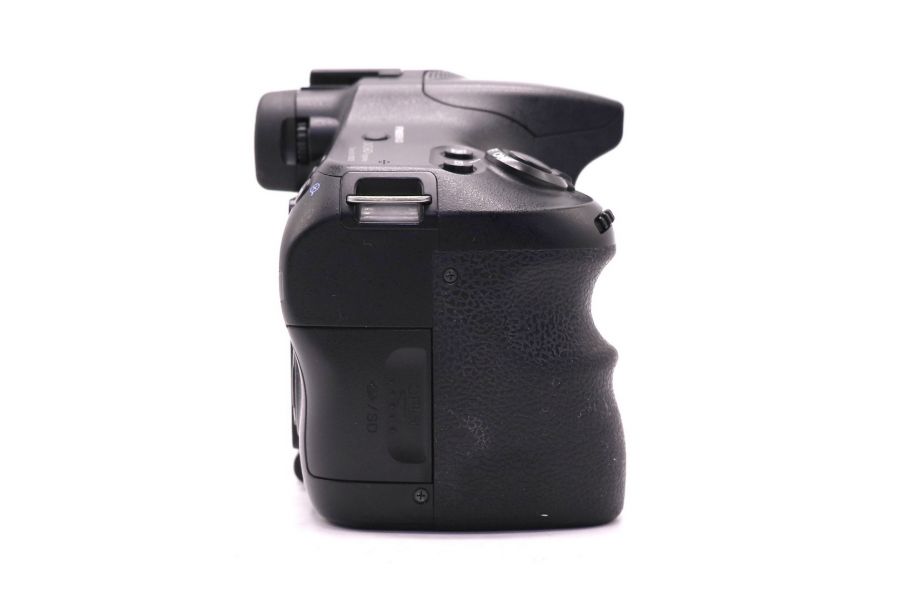 Sony A57 body (пробег 20500 кадров)