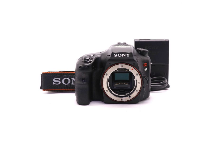Sony A57 body (пробег 20500 кадров)
